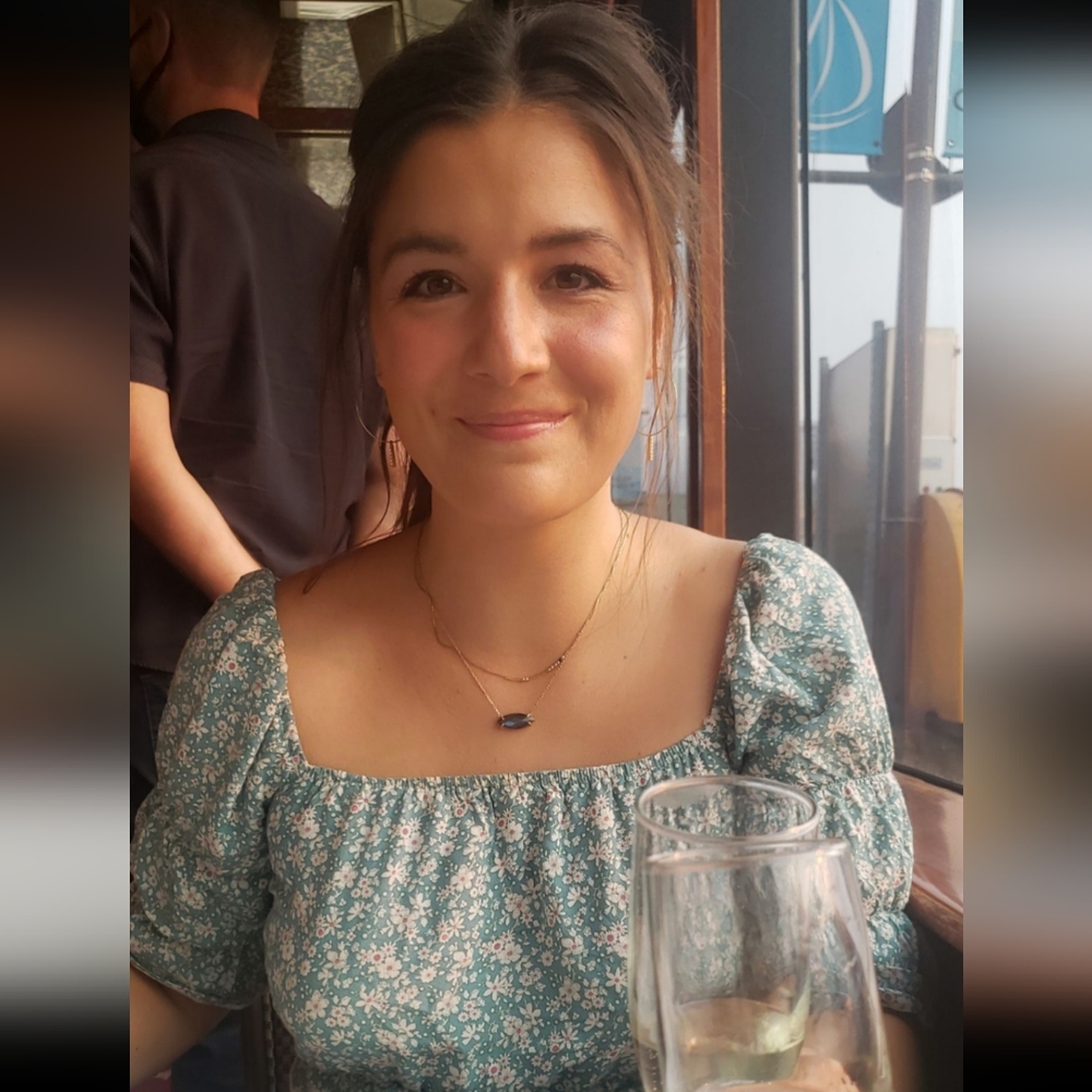 Meet your Posher, Emily